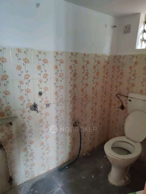 2 BHK House For Sale  In Isnapur X Road