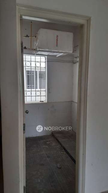 3 BHK Flat In May Flower Platinum For Sale  In Mallapur