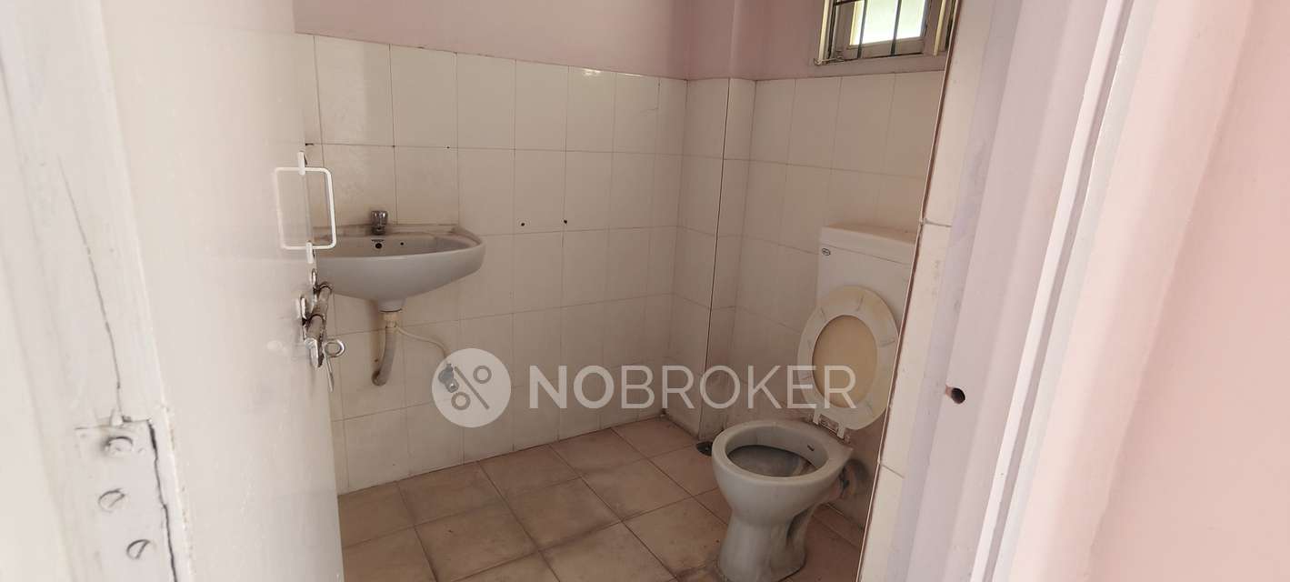 4+ BHK Flat In Happy Enclave For Sale  In Rasoolpura