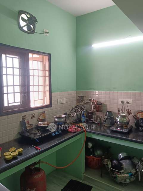 2 BHK Flat In Aruna Flat For Sale  In Medavakkam