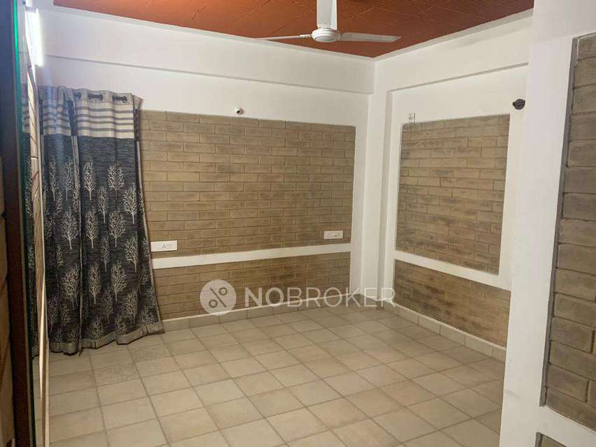 2 BHK Flat for Rent  In Kasturi Nagar,