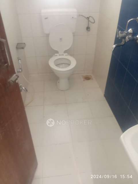 2 BHK Flat In Kiran Tower For Sale  In Malad West