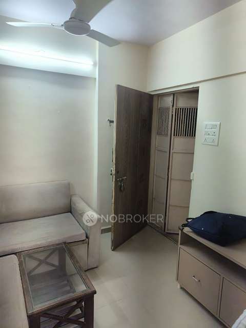 2 BHK Flat In Marve Manor Chs For Sale  In Malad West