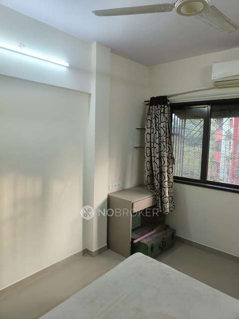 2 BHK Flat In Marve Manor Chs For Sale  In Malad West