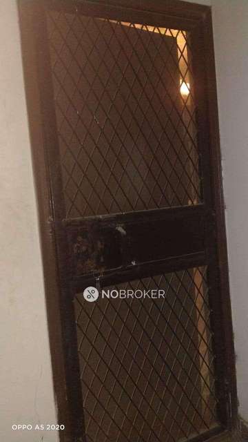 2 BHK Flat In Stnadalone Building For Sale  In Neb Sarai