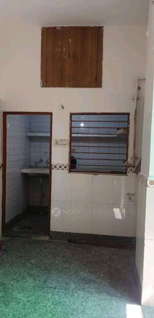 2 BHK Flat In Dda Flats For Sale  In  Dilshad Garden