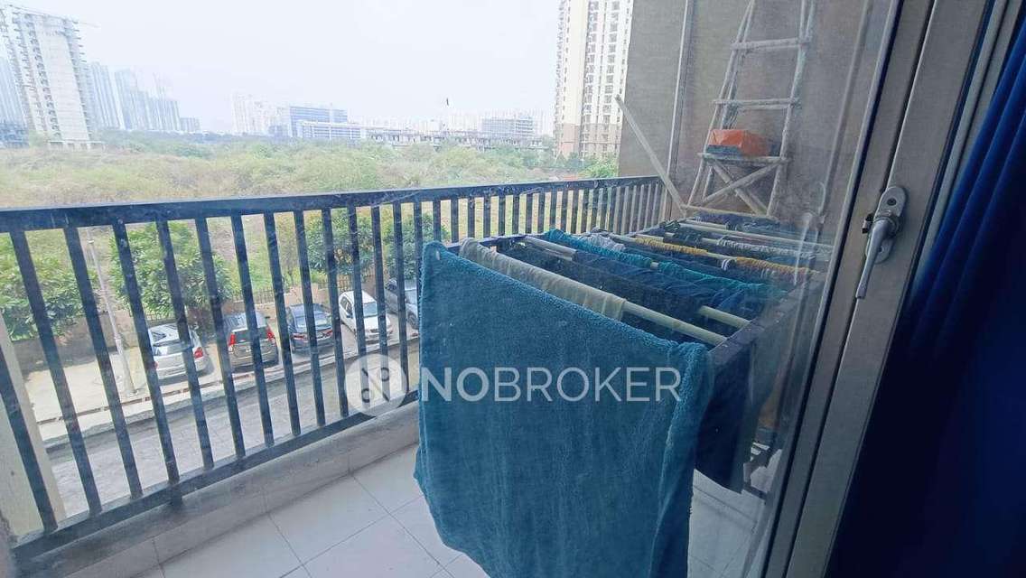 2 BHK Flat In La Residentia  For Sale  In Amrapali Dream Valley