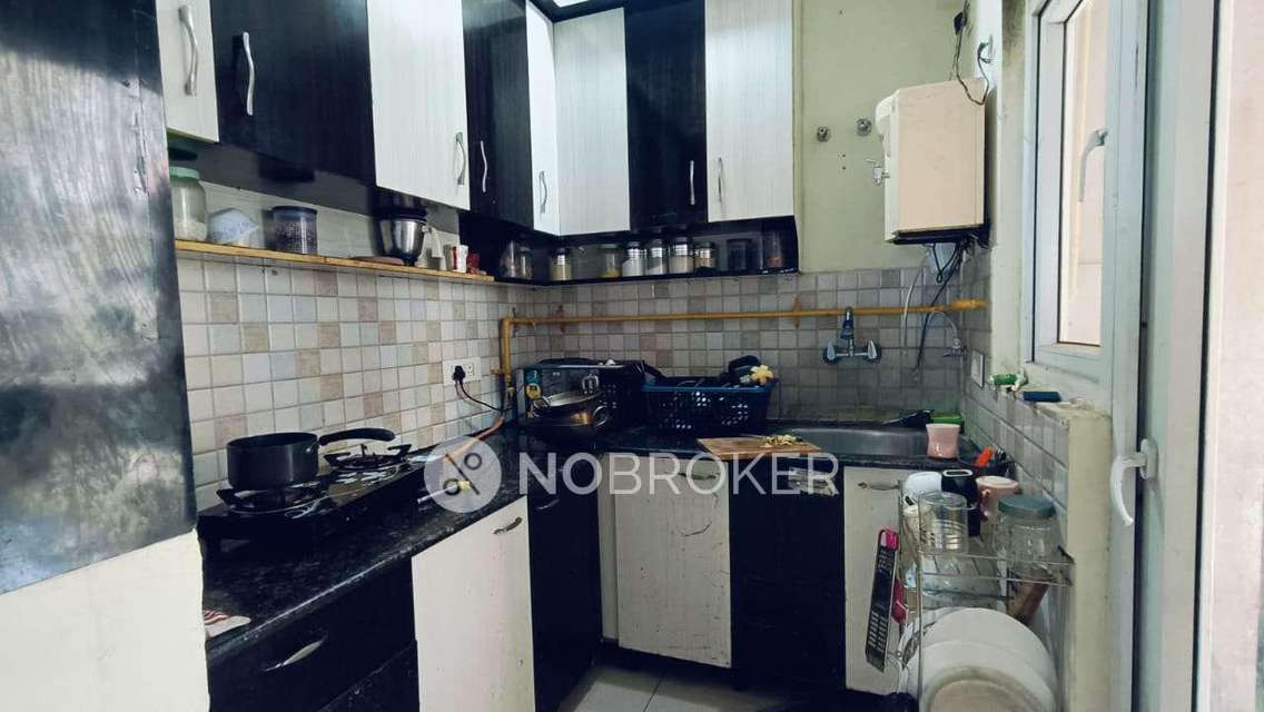 2 BHK Flat In La Residentia  For Sale  In Amrapali Dream Valley