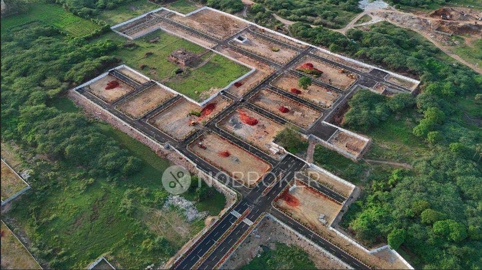 Plot For Sale  In G Square Meadows In Perumbakkam