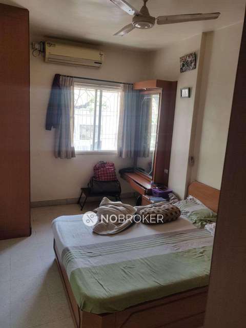2 BHK Flat In Koyalikar Building For Sale  In Ganesh Peth