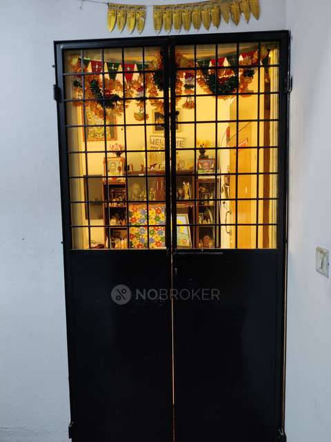 3 BHK Flat In Shree Balaji Nilayam, For Sale  In Padmanabhanagar