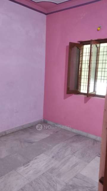 2 BHK House for Rent  In Huda Colony (bachelors- 2) Or ( Family 2 - No Kids Allowed)