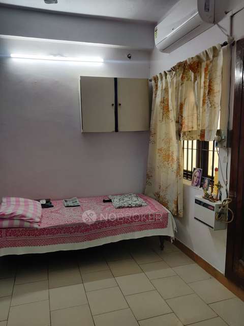 2 BHK Flat In Crystal Court For Sale  In Annanagar East