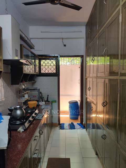 2 BHK Flat In Crystal Court For Sale  In Annanagar East