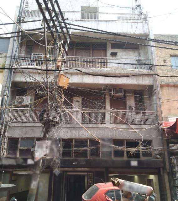 4+ BHK Flat In Namadi Foods for Rent  In Chandni Chowk