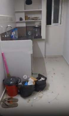 1 BHK Flat In Sharing Single Women for Rent  In Hafeezpet