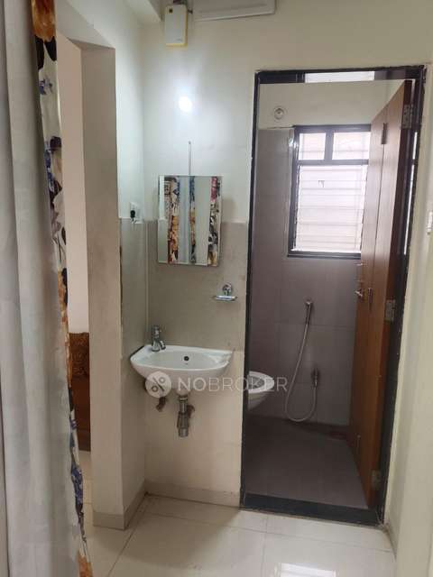 1 RK Flat In B-601 ,9 Sadashiv Co Radhakrishna Sahniwas, Bharatnatya Mandir Road, Near Harishchandra Dairy, Sadashiv Peth Pune - 411030 for Rent  In Pinnacle 9