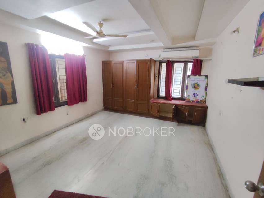 3 BHK Flat In Sree Varshini Castle For Sale  In Upperpally