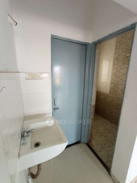 2 BHK Flat In Phruthviraj Complex, Ingale Colony for Rent  In Shivane