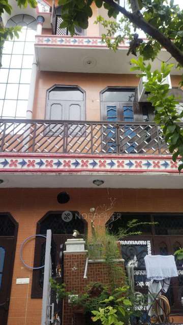 2 BHK House for Rent  In  Beta I