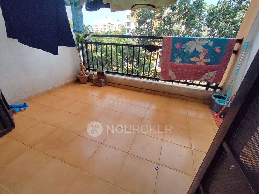 2 BHK Flat In Ravi Park For Sale  In Hadapsar