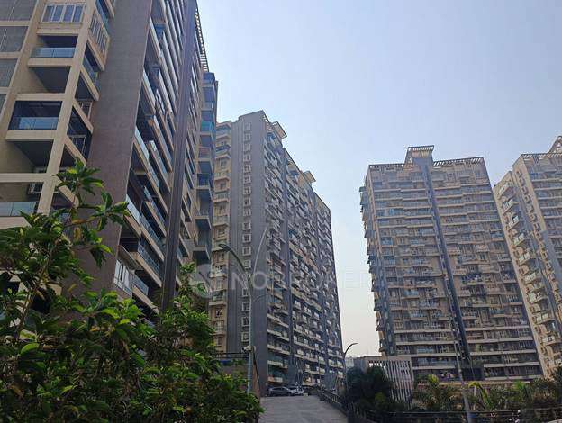 3 BHK Flat In Empire Square, Pimpri-chinchwad For Sale  In Pimpri-chinchwad