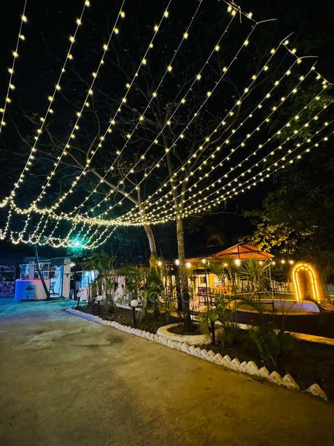 Plot For Sale  In Hotel In The Pearl Kitchen