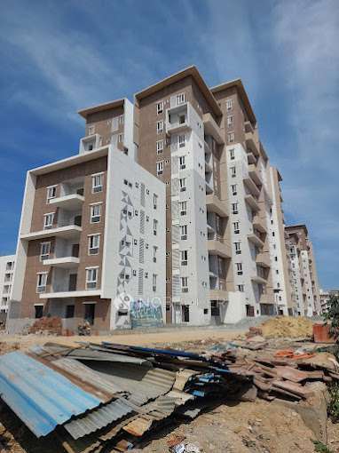 2 BHK Flat In Desai Golden Springs For Sale  In Kadugodi