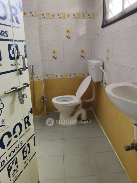 3 BHK Flat In Lakshmi Residency  For Sale  In Miyapur