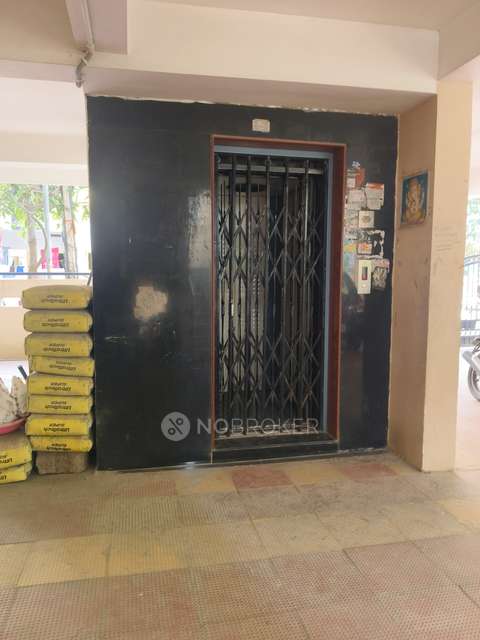 3 BHK Flat In Lakshmi Residency  For Sale  In Miyapur