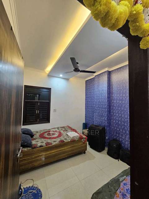 2 BHK Flat In Sb For Sale  In Varma Niwas, Shiv Block, Block R, Raghu Nagar, Dabri, New Delhi, Delhi, 110045, India
