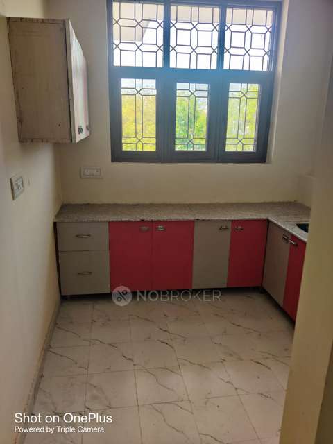 3 BHK Flat In Standalone Building  for Rent  In Sector 21