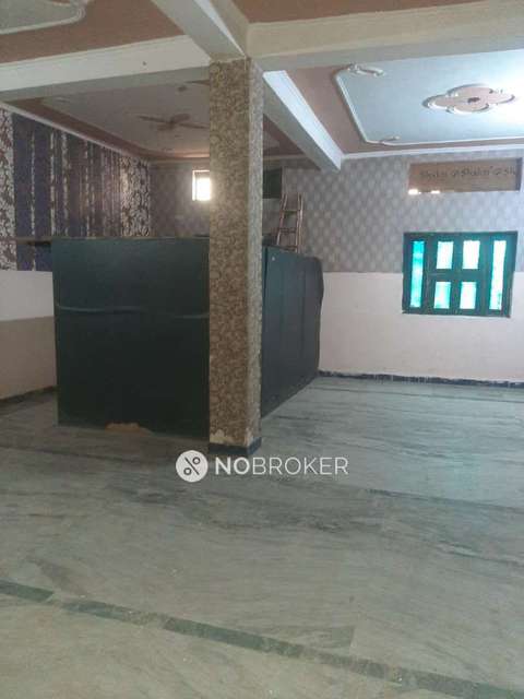 Shop in Budh Vihar, Delhi for sale 