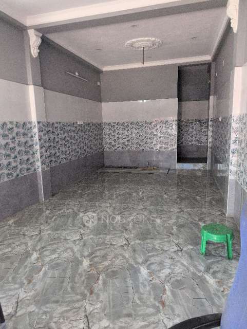 Showroom in  Guduvancheri, Chennai for Rent 