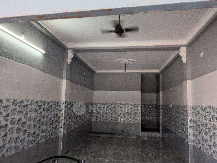Showroom in  Guduvancheri, Chennai for Rent 