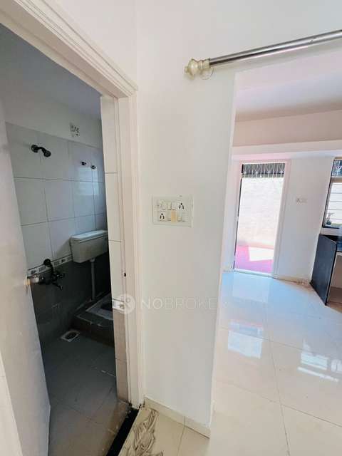 2 BHK House for Rent  In  Hadapsar