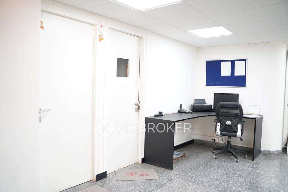 Office Space in South Extension Ii, Delhi for sale 