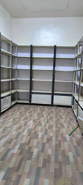 Shop in Pathar Gatti, Hyderabad for sale 