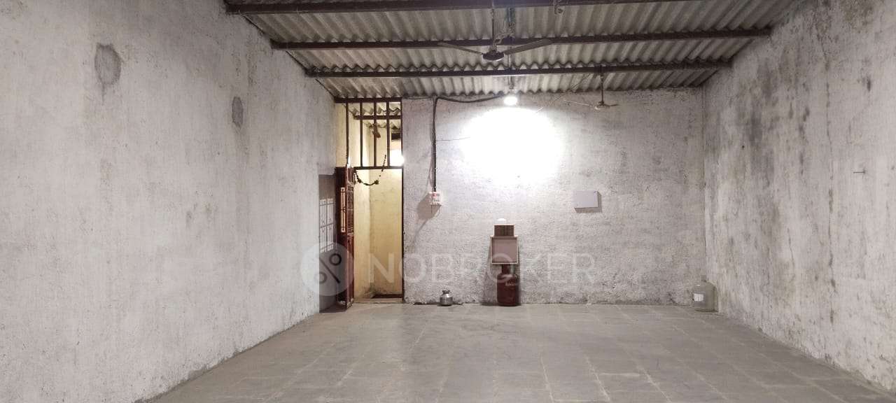 Godown/Warehouse in Dahisar West, Mumbai for Rent 