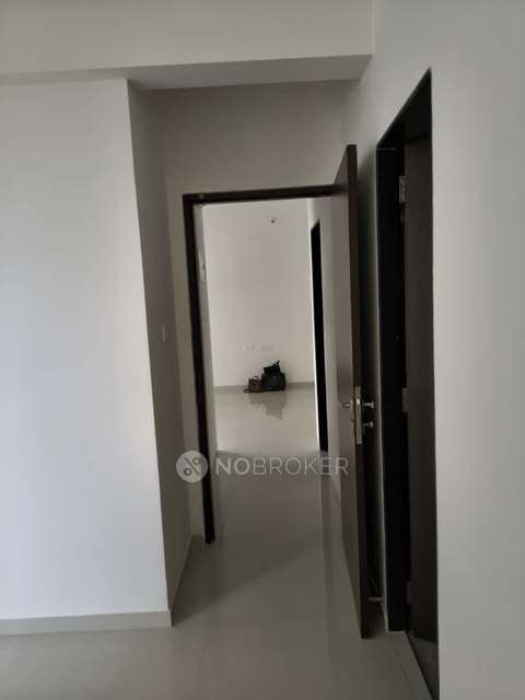1 BHK Flat In Crosstown Ii C Wing For Sale  In Ulhasnagar