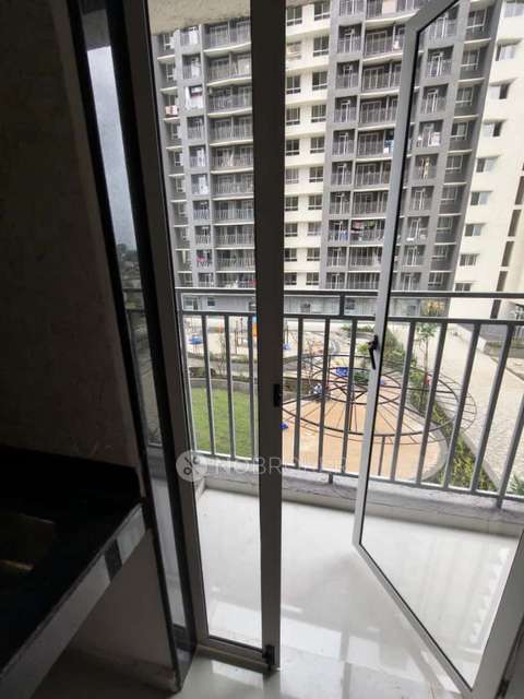 1 BHK Flat In Crosstown Ii C Wing For Sale  In Ulhasnagar
