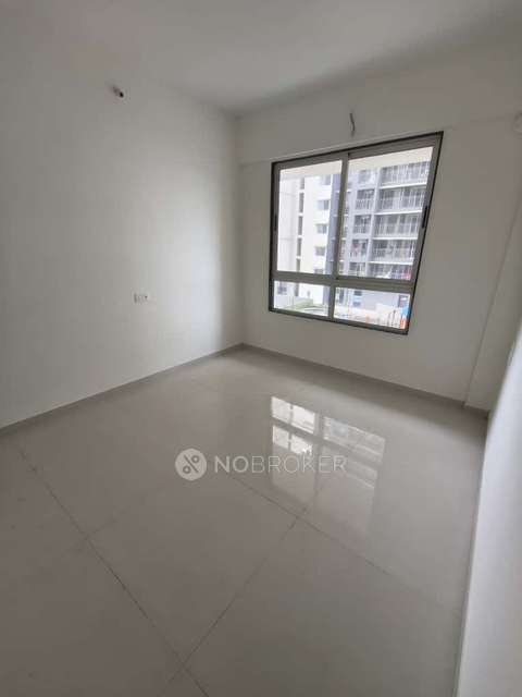 1 BHK Flat In Crosstown Ii C Wing For Sale  In Ulhasnagar