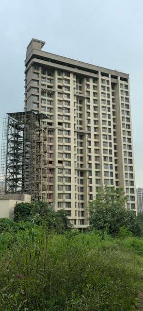 1 BHK Flat In Metropolis Bayside, Kasarvadavali For Sale  In Kasarvadavali