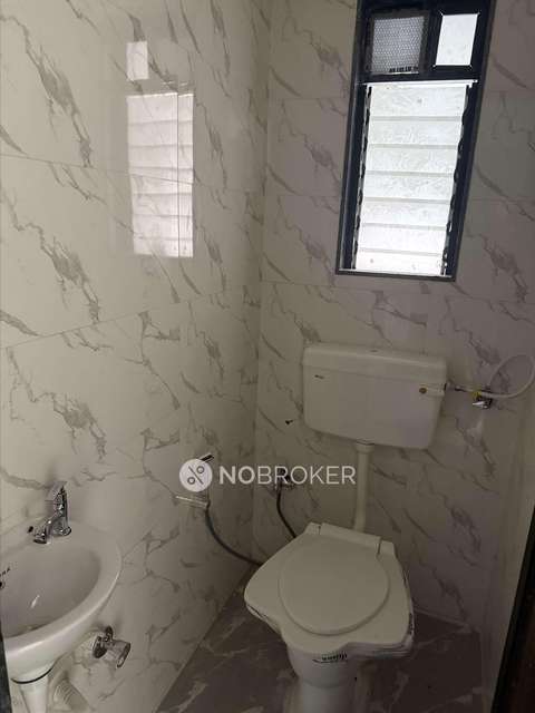 1 BHK Flat In Mankameshwar Co Operative Housing Society Ltd. For Sale  In Kandivali East