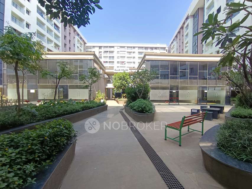 2 BHK Flat In Kohinoor Viva City For Sale  In Dhanori