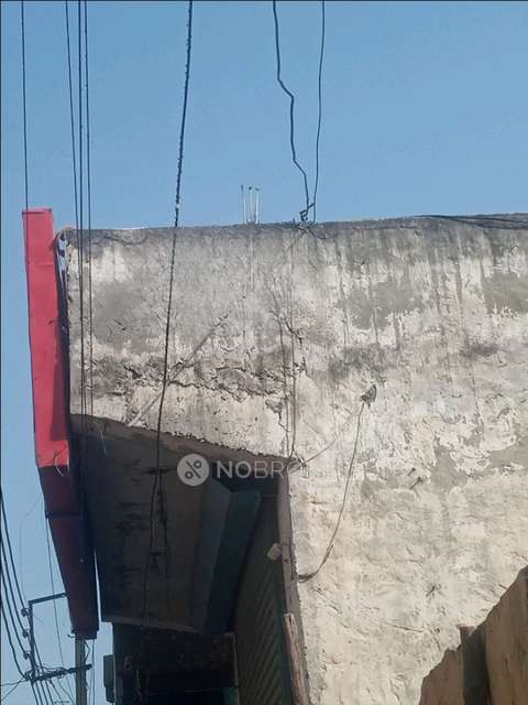 Shop in Nangla Gujran, Faridabad for sale