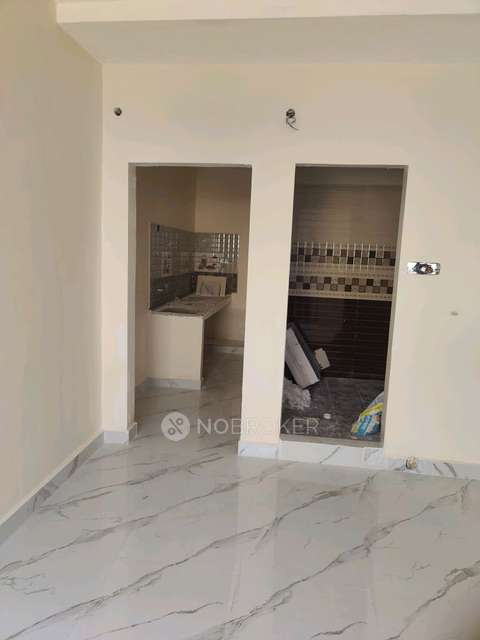 2 BHK House for Lease  In  Virugambakkam