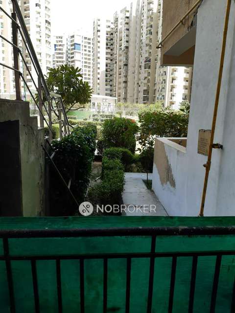 2 BHK Flat In Paramount Floraville For Sale  In Sector-137