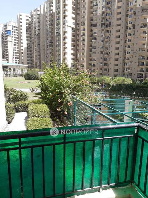 2 BHK Flat In Paramount Floraville For Sale  In Sector-137