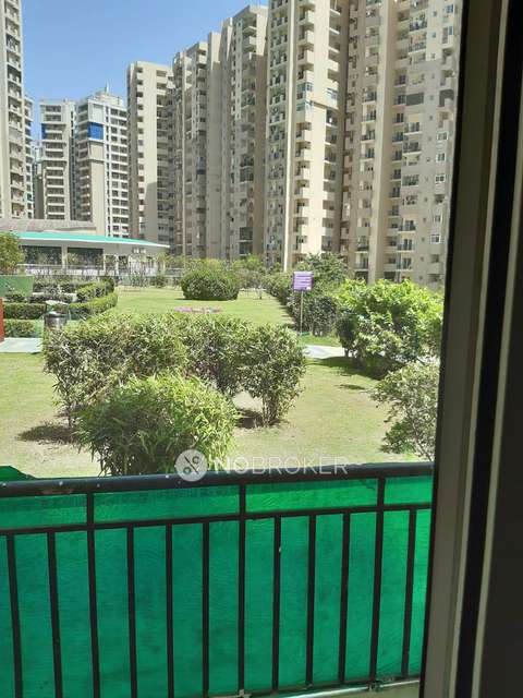 2 BHK Flat In Paramount Floraville For Sale  In Sector-137